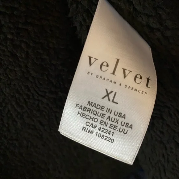 NWT luxurious hoodie by Velvet - Picture 7 of 13